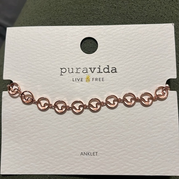 #28 💥2 for $18💥Cute Wave Chain Anklet! In Silver or Rose Gold! - Picture 5 of 5